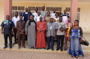 PASSATION ET EXECUTION DES MARCHES SELON LES PROCEDURES DES BAILLEURS DE FONDS : L’ENAREF RENFORCE LES CAPACITES DE 17 PERSONNES